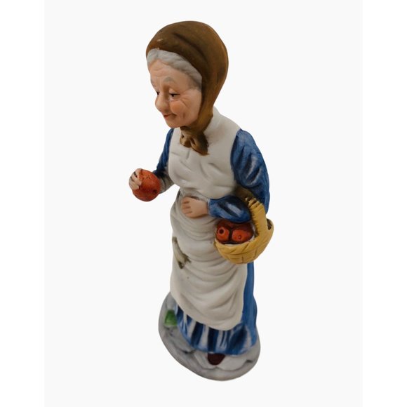 Vintage Porcelain Old Woman Farmer Fruit Vegetable Harvest Farmhouse Home Decor - Picture 9 of 10